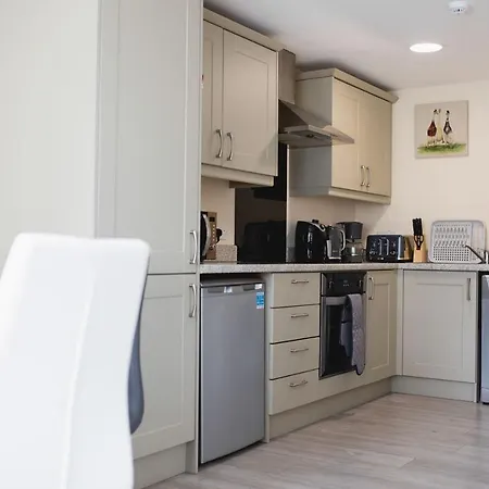 Vanity Ballycastle Diamond 2 Bedroom Apartment Exterior photo